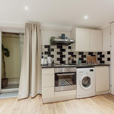 Kensington Nest Serviced Studio Лондон Екстериор снимка