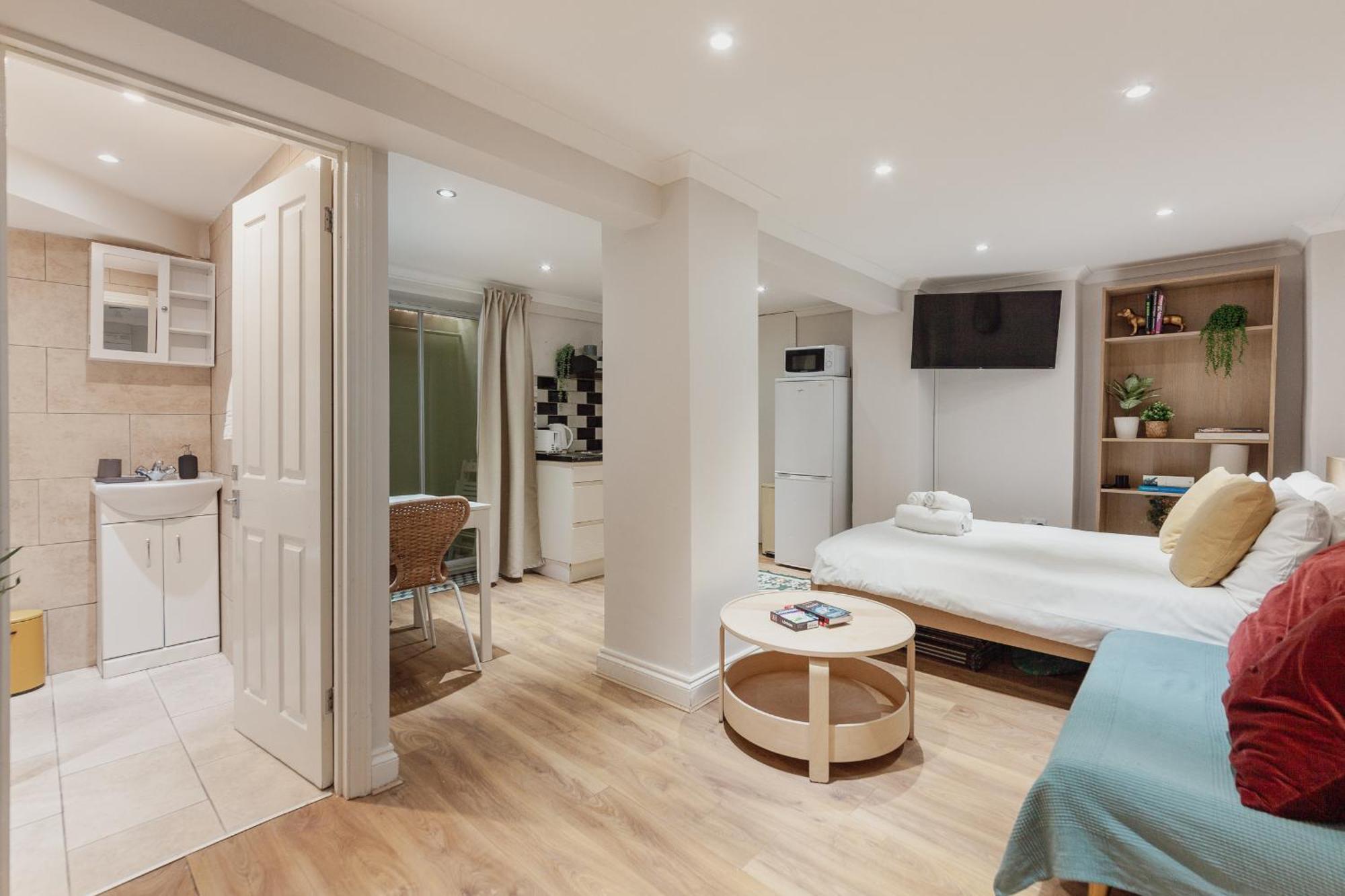 Kensington Nest Serviced Studio Лондон Екстериор снимка